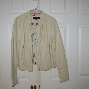 Black Rivet Light Jacket Cream - like new